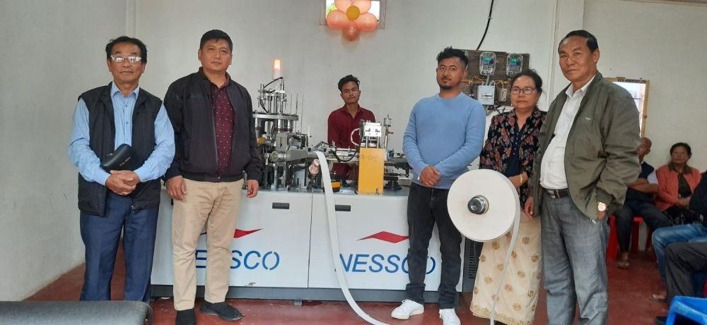 Proprietor of Eco Enterprise, Aotsung Ozukum (third from right) with his parents and Tsukti Longkumer, President, MCCI and after the inauguration of Eco Enterprise at Sungkomen ward, Mokokchung on 25 October. (Morung Photo)